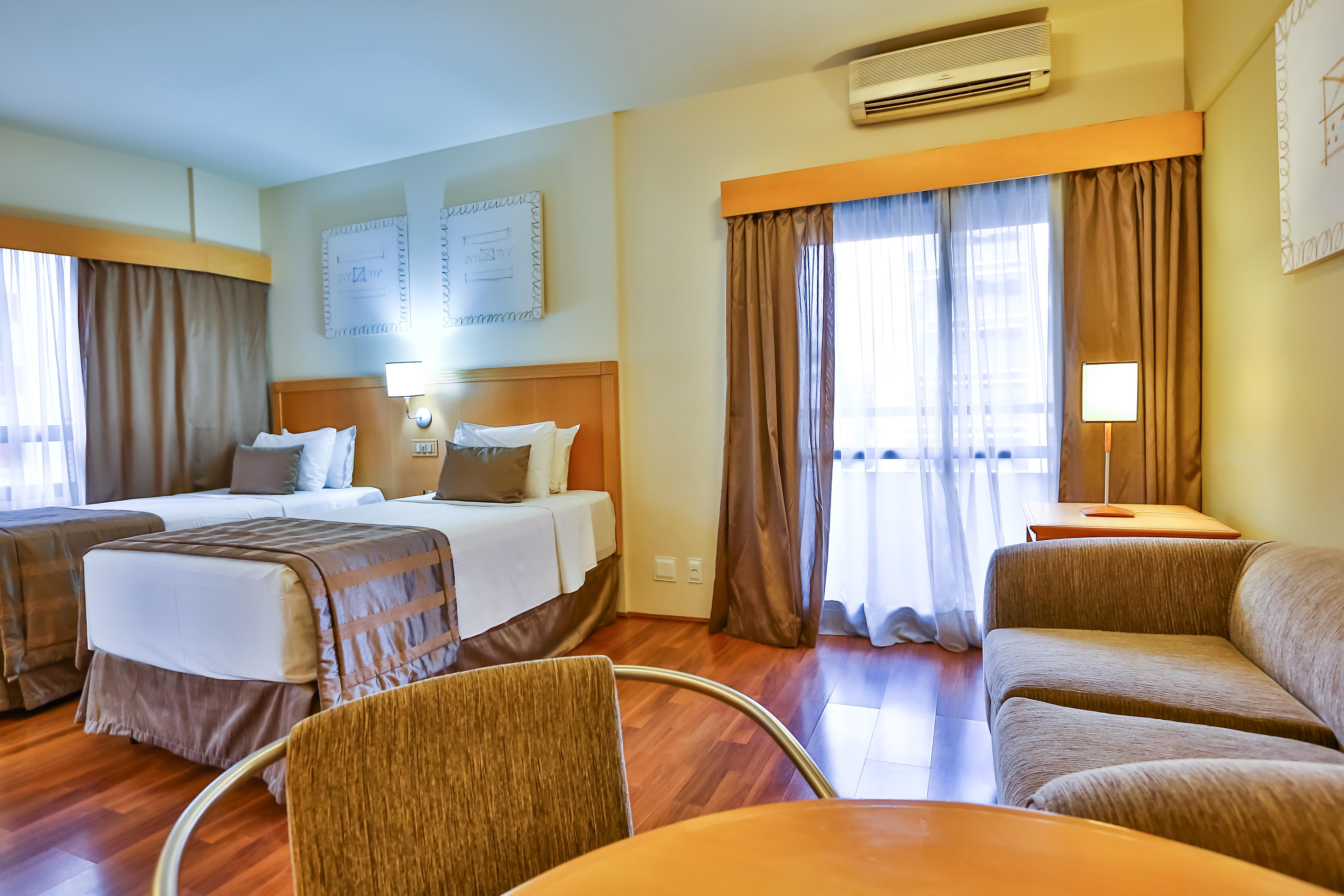 Radisson Sao Paulo Paulista Hotel Eksteriør billede A typical hotel room
