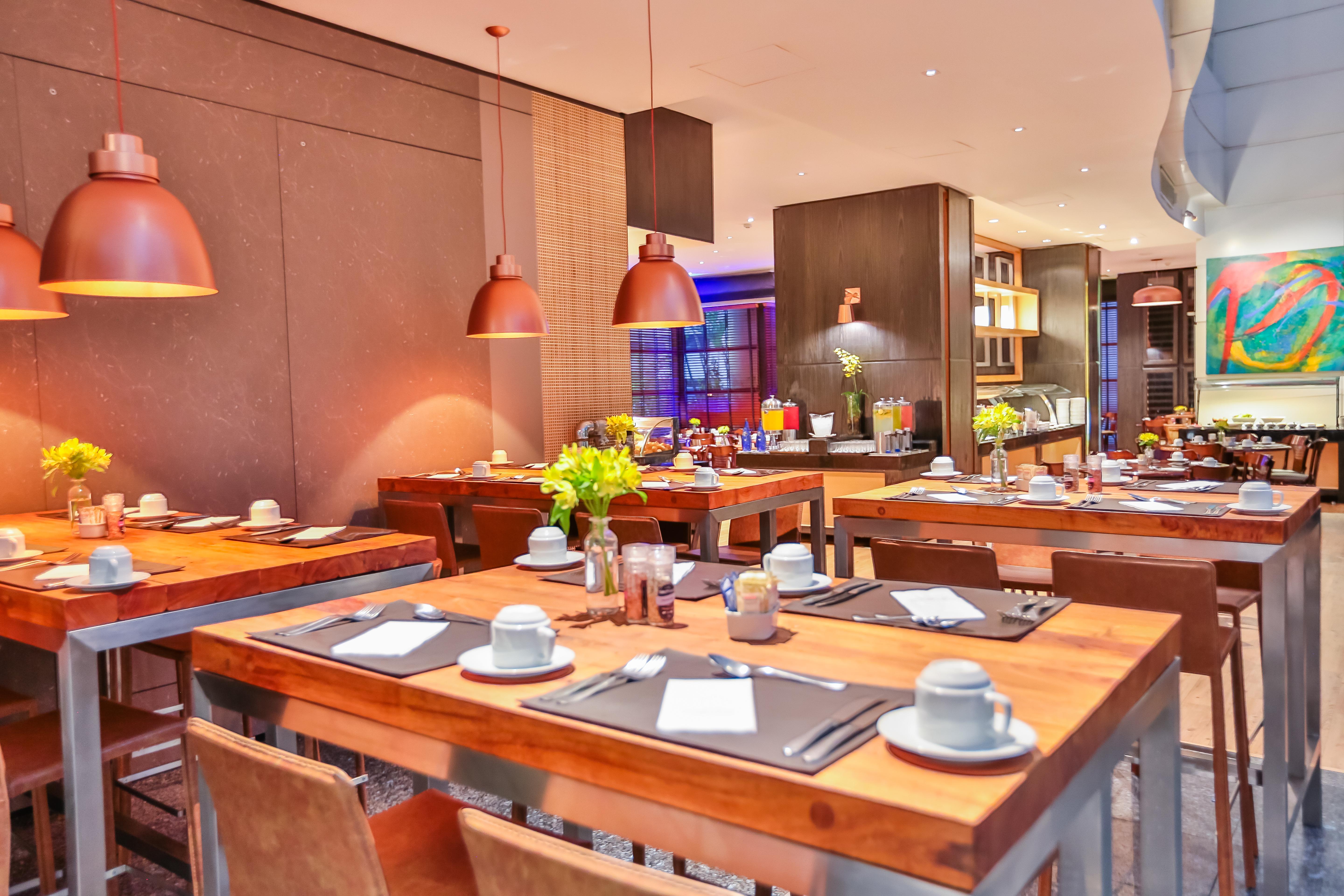 Radisson Sao Paulo Paulista Hotel Eksteriør billede The restaurant