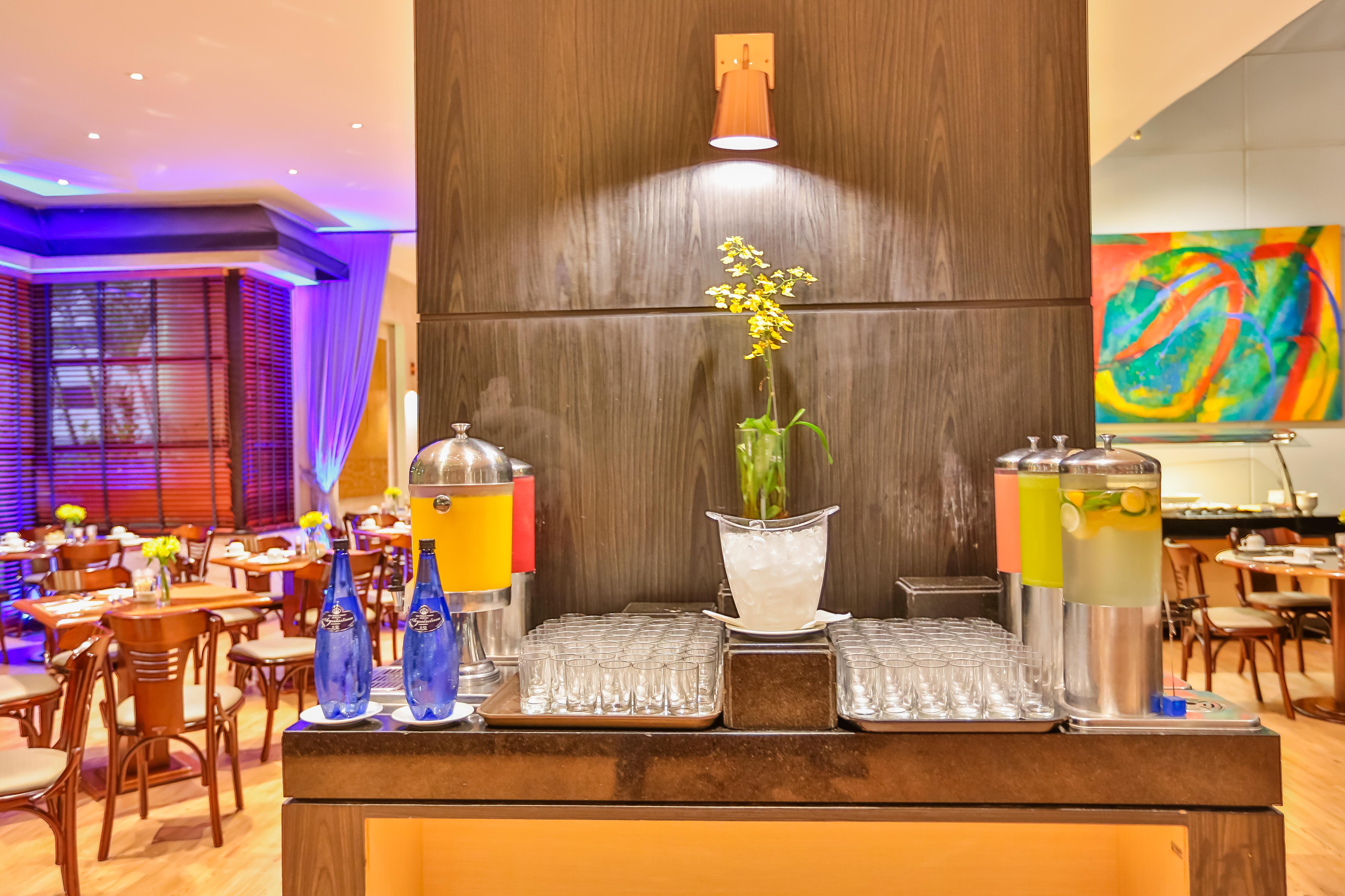Radisson Sao Paulo Paulista Hotel Eksteriør billede The restaurant