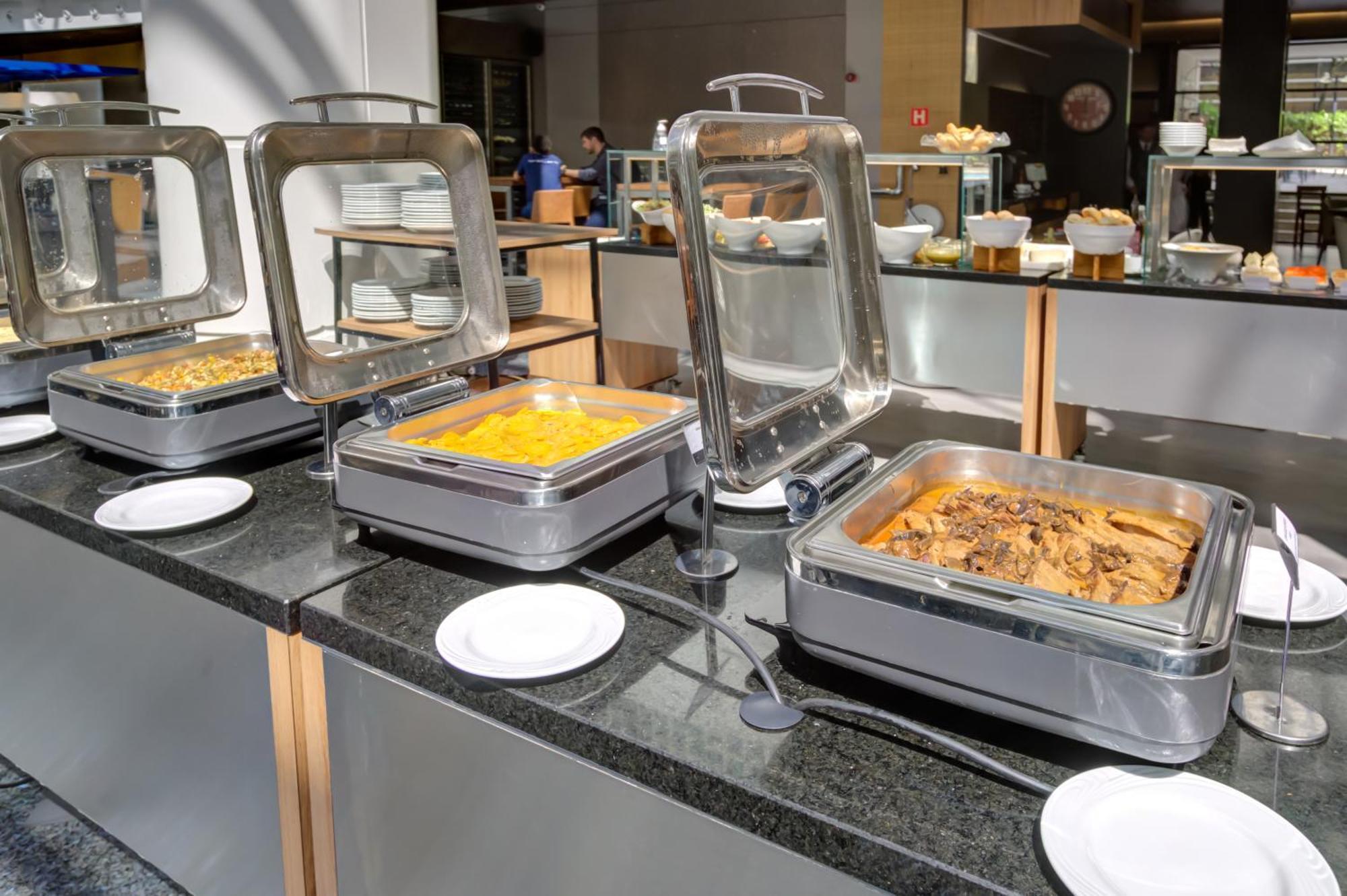 Radisson Sao Paulo Paulista Hotel Eksteriør billede A chafing dish