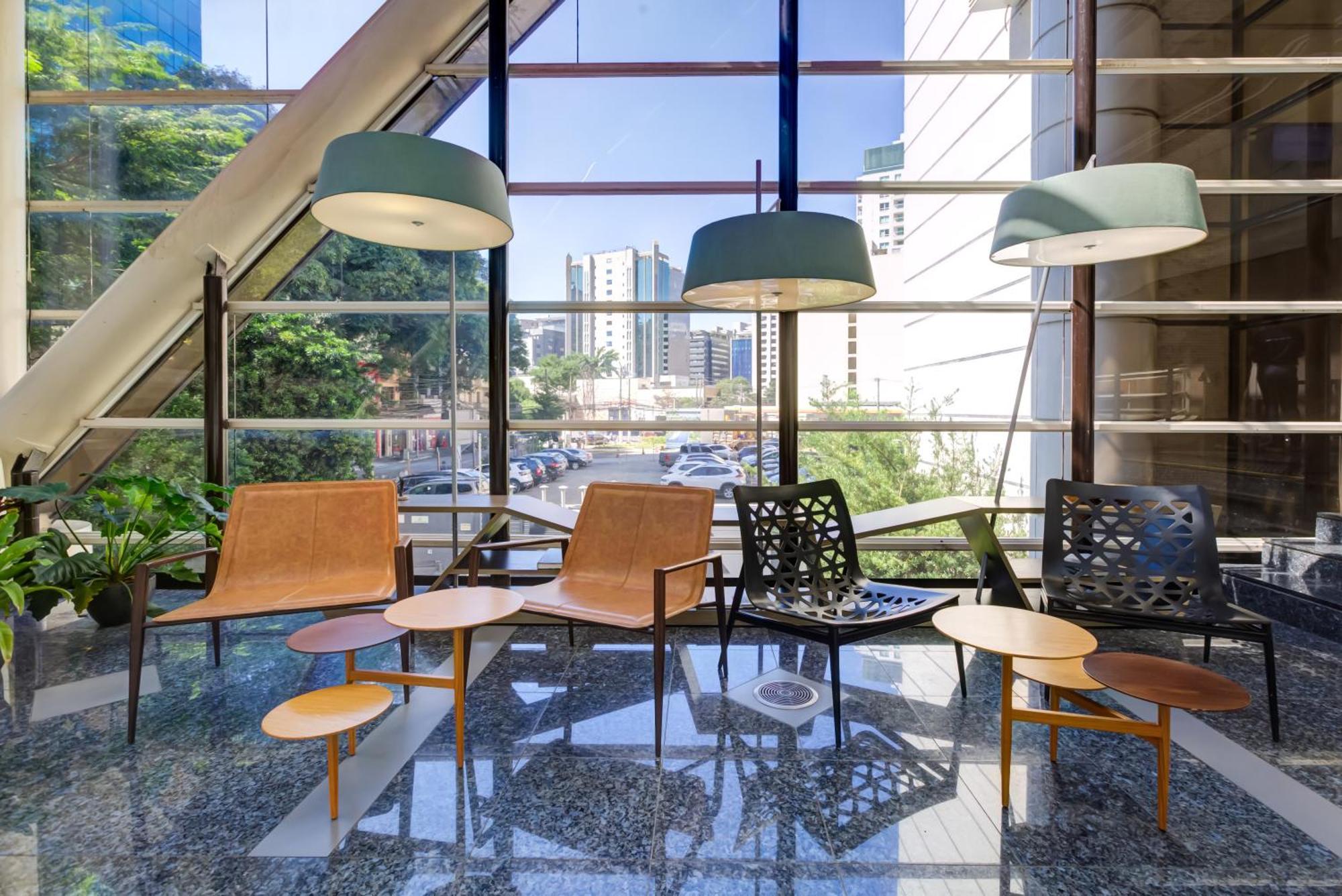 Radisson Sao Paulo Paulista Hotel Eksteriør billede The interior of the library